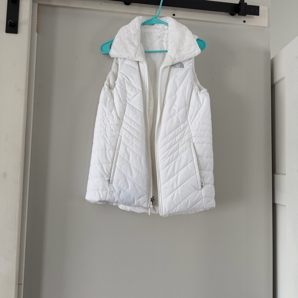 Women’s North face White reversible vest